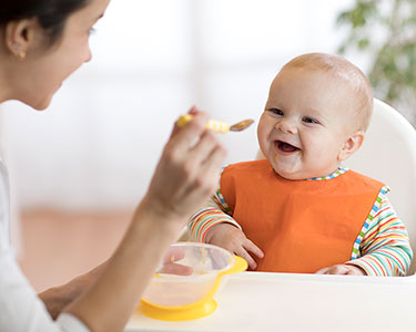 Tableau alimentaire pour un bébé de 7 mois